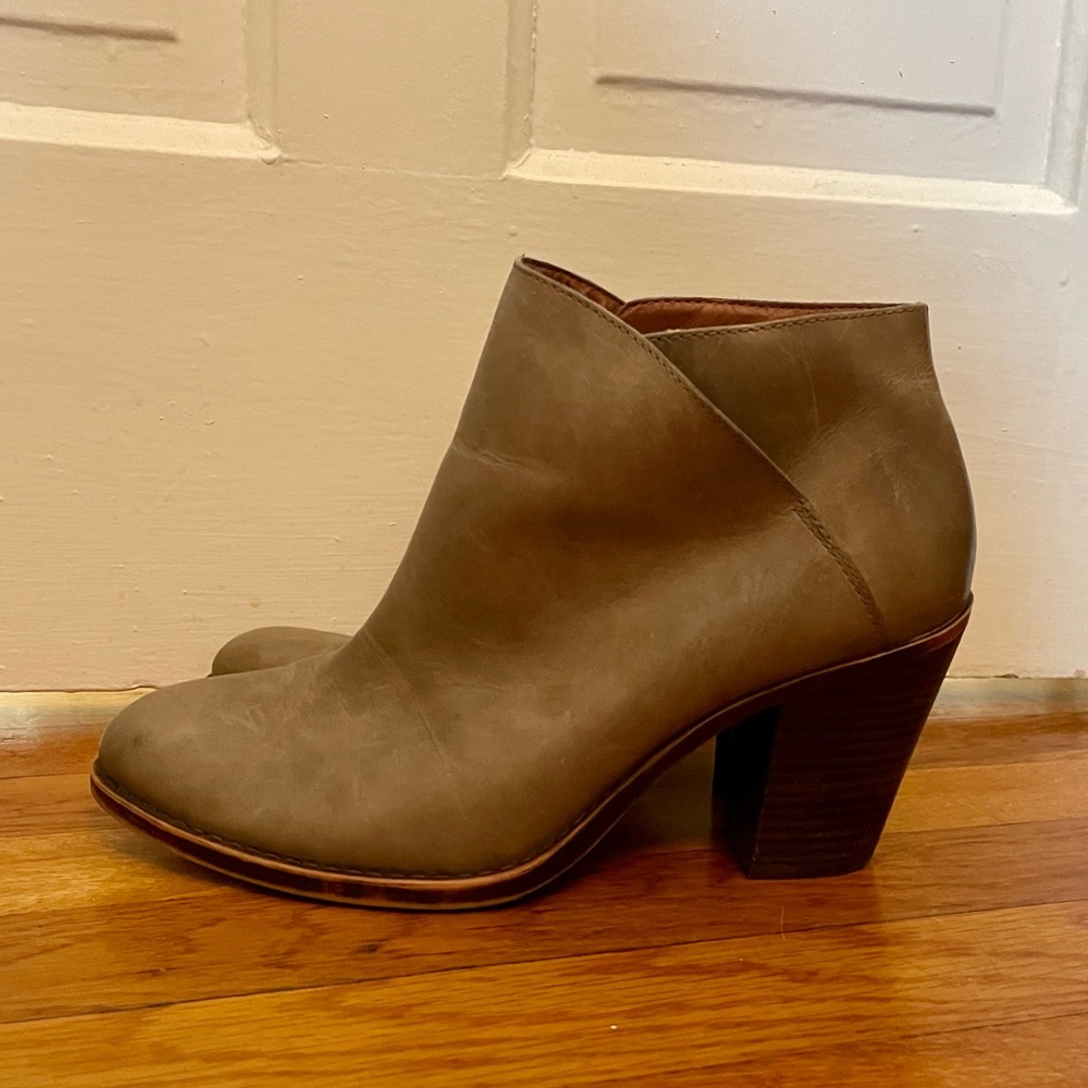 Lucky Brand ankle boots